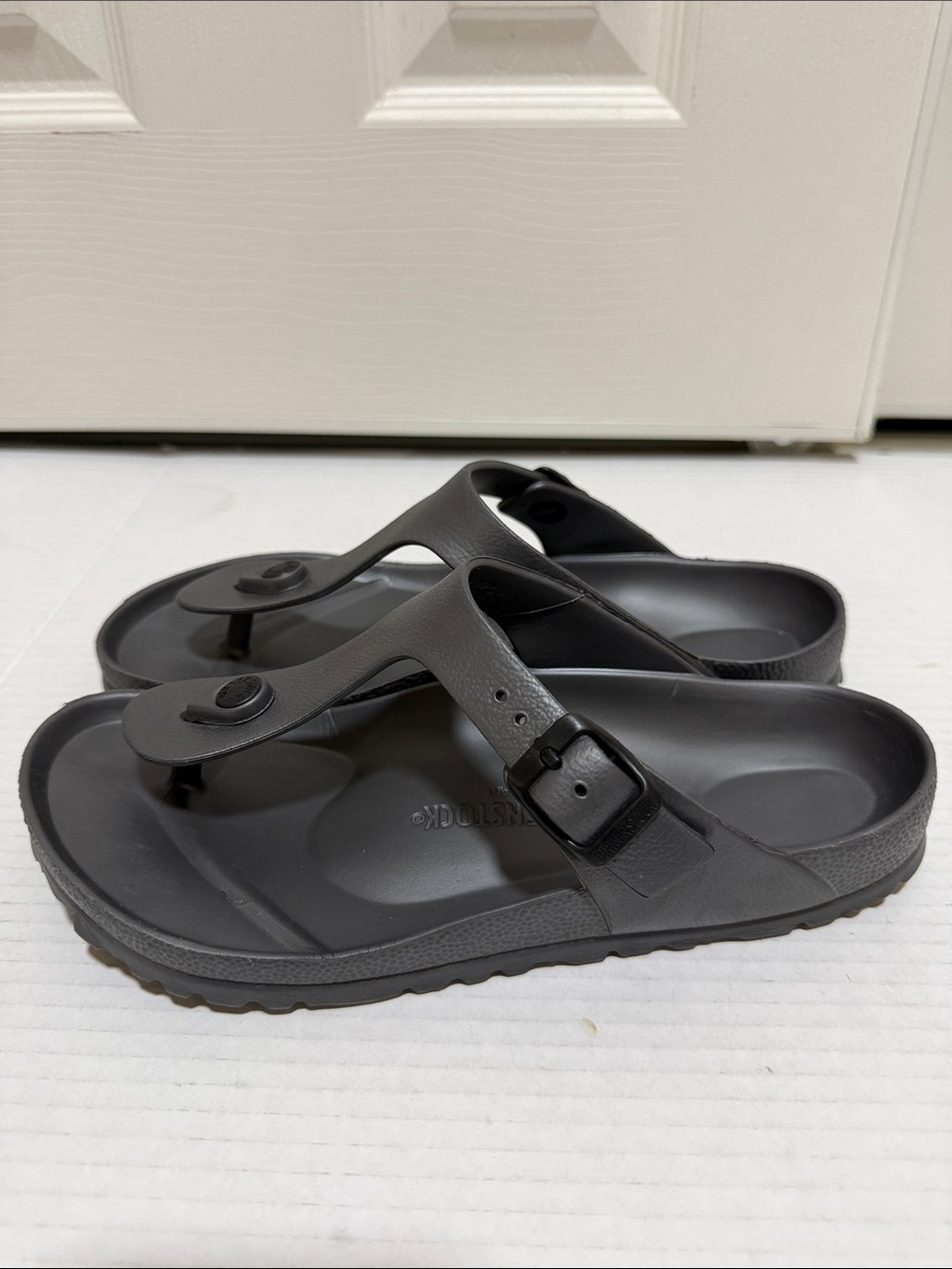 Birkenstock Gizeh Essential Sandals Grey- Size 38 (7-7.5) - Picture 5 of 10